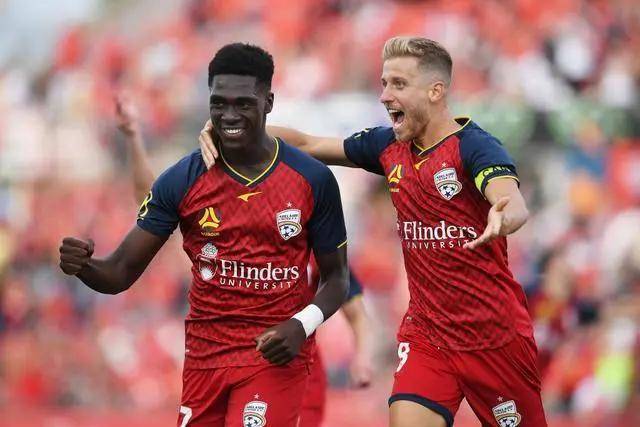 约基奇40+13爱德华兹低迷 掘金大胜森林狼3-2